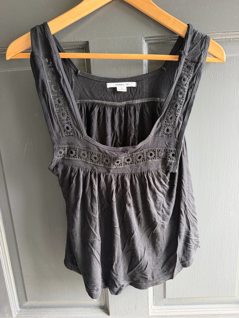 O'Neill Black Crochet-Trim Sleeveless Tank Top
